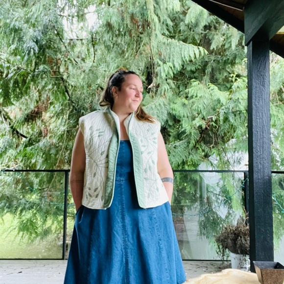 🍃 Handmade Green Quilted Vest OS - Picture 2 of 8